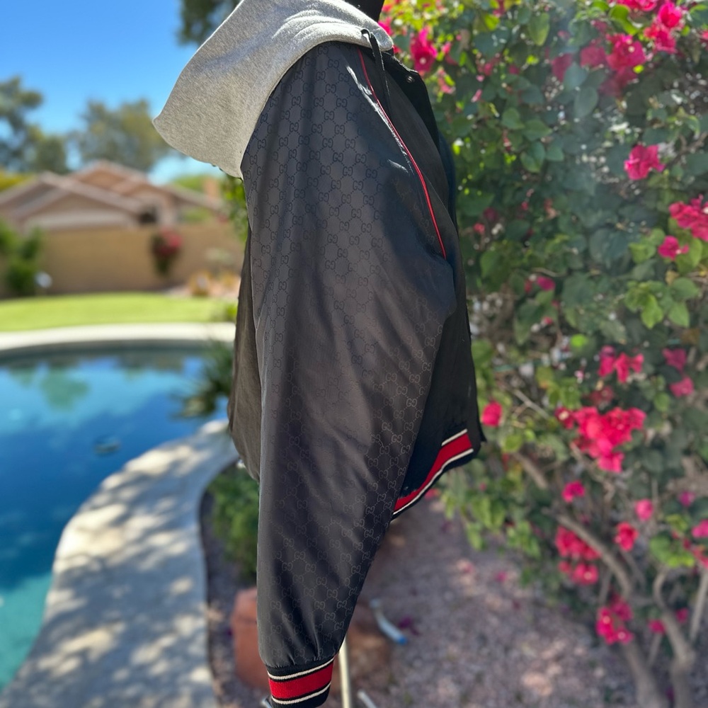 100% authentic Gucci bomber varsity jacket - Picture 14 of 17